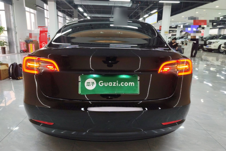 特斯拉 Model 3 2022款 后轮驱动版车身外观6004
