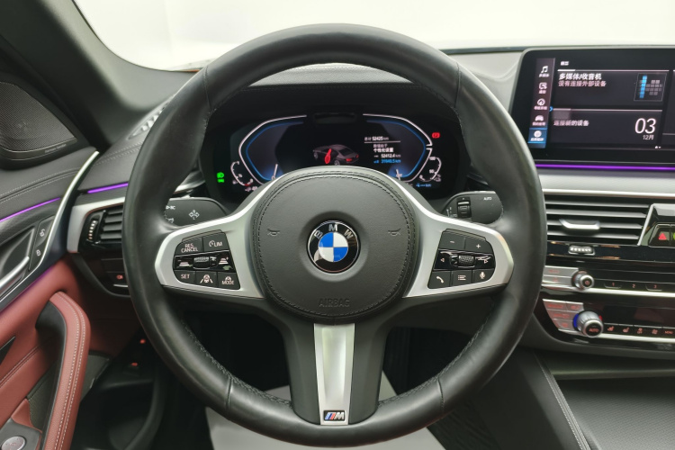 宝马5系新能源 2021款 535Le 先锋版M运动套装局部细节13