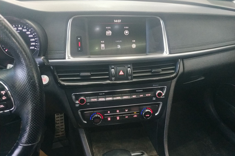 起亚K5 2016款 1.6T 自动LUX局部细节16