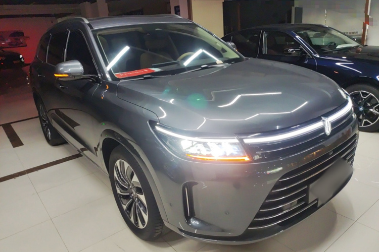 鸿蒙智行 问界M7 2024款 1.5T 后驱Plus版 6座车身外观3