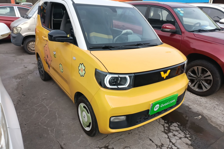 五菱汽车 宏光MINIEV 2021款 马卡龙时尚款 磷酸铁锂车身外观6002