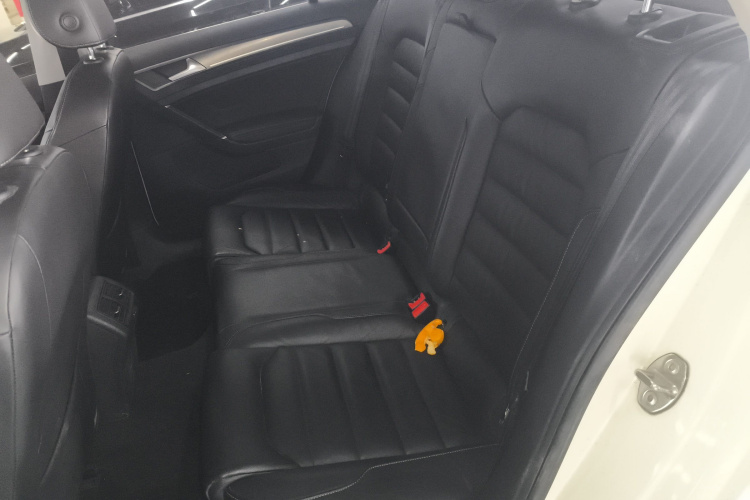 大众 高尔夫 2015款 1.4TSI 自动豪华型中控内饰21