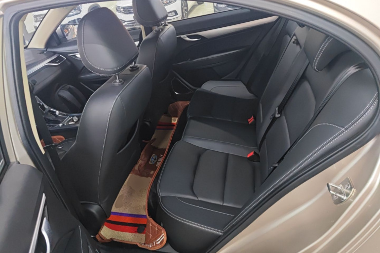 吉利汽车 帝豪 2018款 1.5L CVT向上互联版中控内饰21