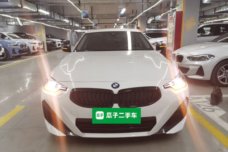 宝马2系(进口) 2023款 225i M运动曜夜套装车身外观2