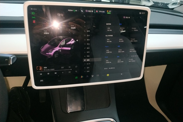 特斯拉 Model Y 2022款 改款 长续航全轮驱动版局部细节16