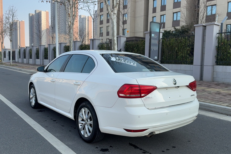 大众 朗逸 2017款 1.6L 自动舒适版车身外观6005