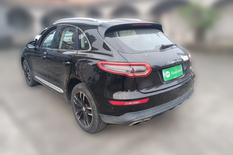 众泰SR9 2017款 2.0T 自动极致之梦版车身外观5