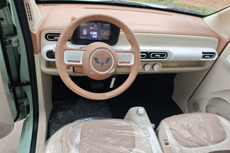 五菱汽车 宏光MINIEV 2024款 第三代 215km 青春版中控内饰12