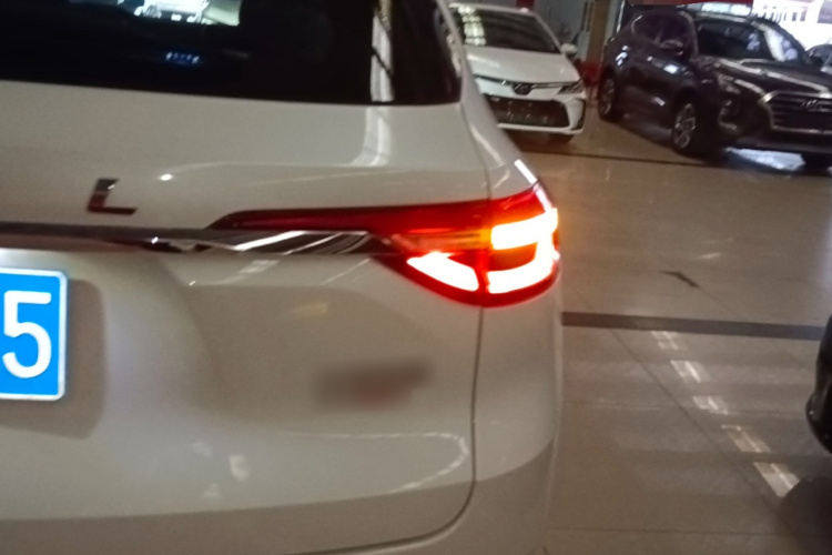 哈弗F7 2019款 2.0T 两驱i范 国V车身外观9