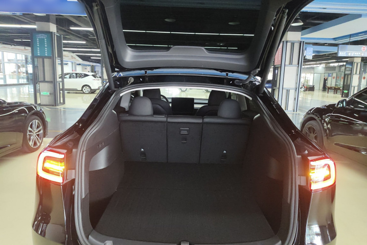 特斯拉 Model Y 2022款 改款 后轮驱动版局部细节23