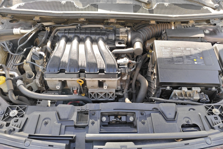 雷诺 风朗 2013款 2.0L 时尚版局部细节24