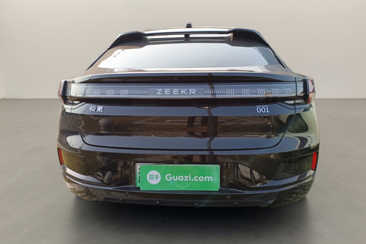 极氪001 2022款 超长续航单电机 WE版车身外观6