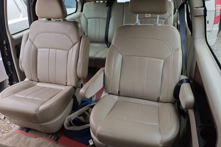 东风风行 菱智 2020款 M5L 1.6L 豪华型 7座中控内饰21