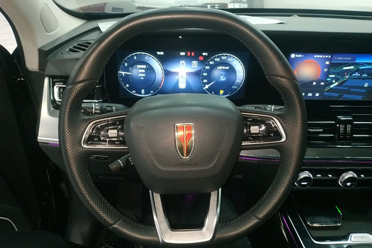 红旗HS5 2023款 2.0T 旗享Pro版中控内饰13