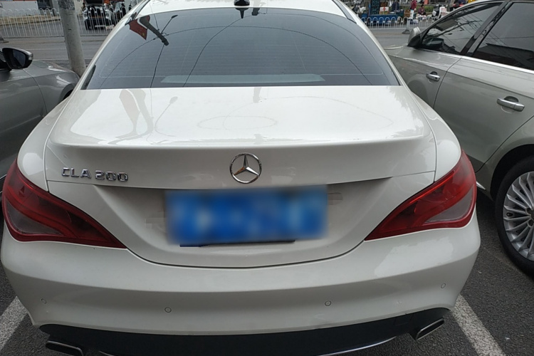 奔驰CLA 2016款 CLA 200 动感型车身外观6