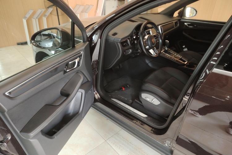 保时捷 2017款  Macan 2.0T中控内饰7003