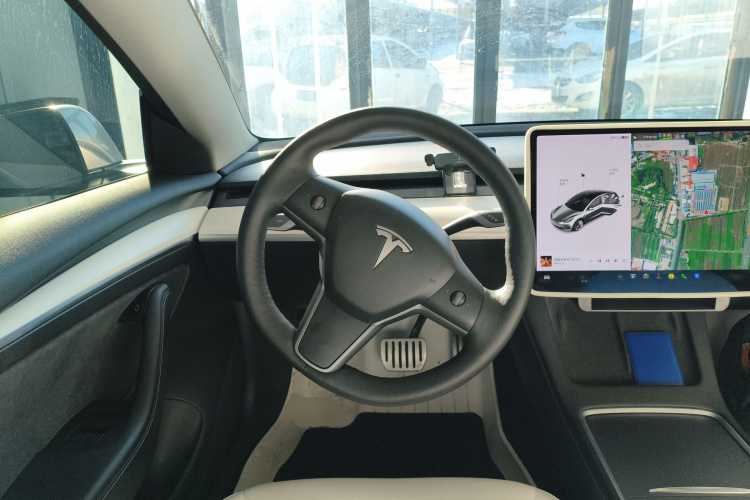 特斯拉 Model 3 2021款 Performance高性能全轮驱动版局部细节13