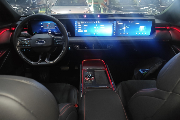 福特 蒙迪欧 2023款 1.5T E-混动 ST-Line中控内饰7002
