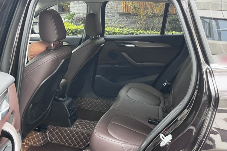 宝马X1 2016款 sDrive20Li 豪华型中控内饰7003