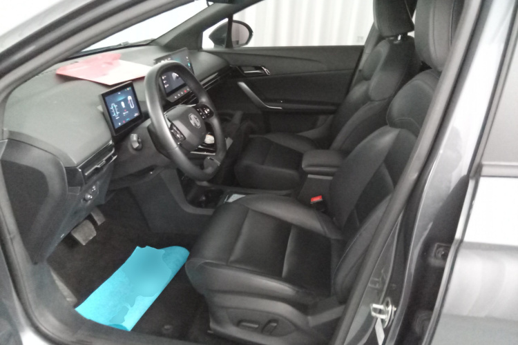 名爵 MG4 EV 2023款 415km 出海冠军版中控内饰19