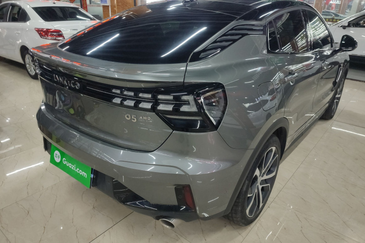 领克05 2022款 2.0TD 四驱劲Halo车身外观7