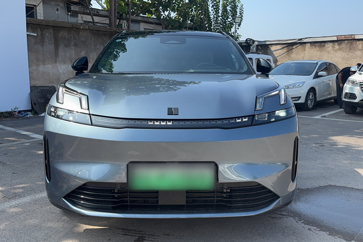 领克08 EM-P 2025款 220km 四驱性能Halo车身外观6001