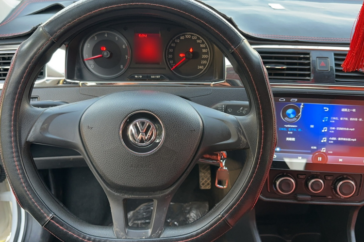 大众 桑塔纳 2016款 1.6L 手动风尚版局部细节13