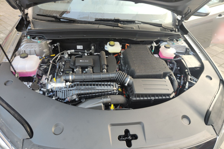 比亚迪 秦PLUS 2025款 DM-i 智驾版 55KM领先型机舱底盘24