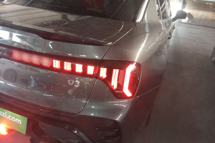 领克03 2025款 1.5TD DCT冠军版Pro车身外观9