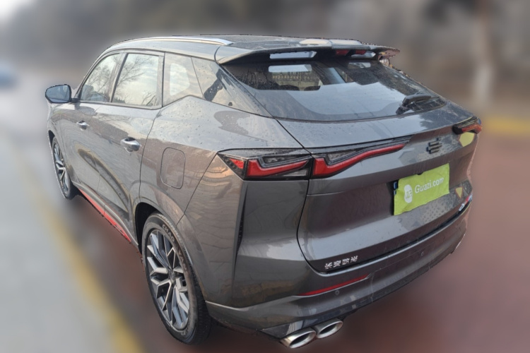 长安欧尚Z6 2023款 蓝鲸 1.5T DCT智领型城市版车身外观5