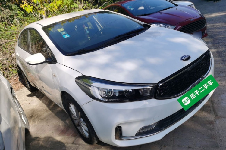 起亚K3 2016款 1.6L 自动GL车身外观3