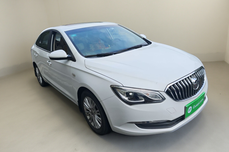 别克 英朗 2016款 15N 自动精英型车身外观3