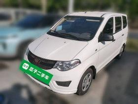 五菱汽车 五菱宏光 2021款 1.5L改款 S基本型 电动助力LAR