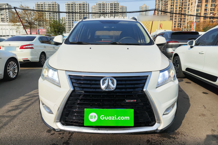 北汽威旺M60 2017款 1.5T CVT钻石版车身外观6001