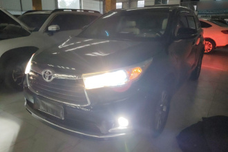 丰田 汉兰达 2015款 2.0T 两驱精英版 5座