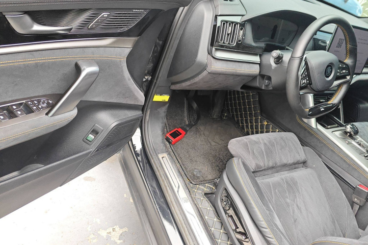 比亚迪 唐新能源 2024款 DM-p 战神版中控内饰20