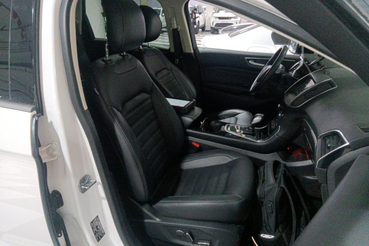 福特 锐界 2018款 EcoBoost 245 两驱豪锐型 7座 国V局部细节41