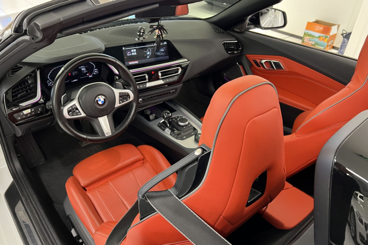 宝马Z4 2019款 sDrive 25i M运动曜夜套装中控内饰7014