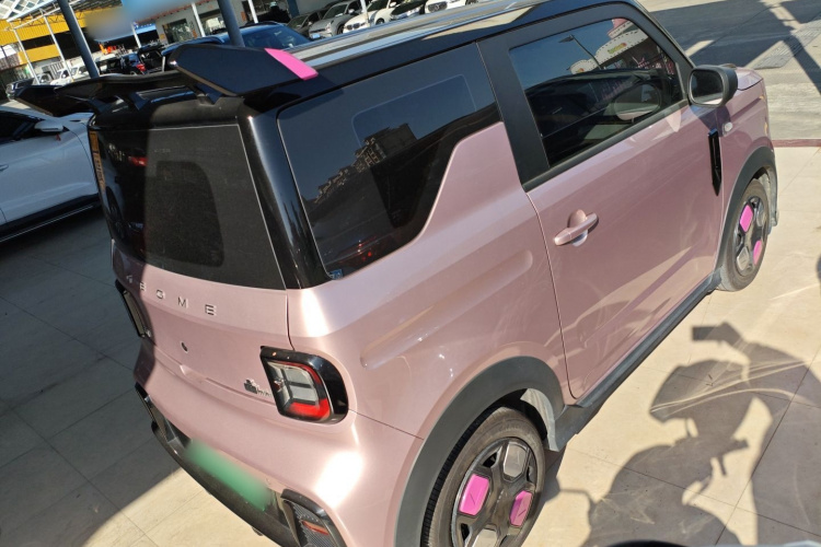 吉利银河 2025款 210km 熊猫卡丁车身外观6005