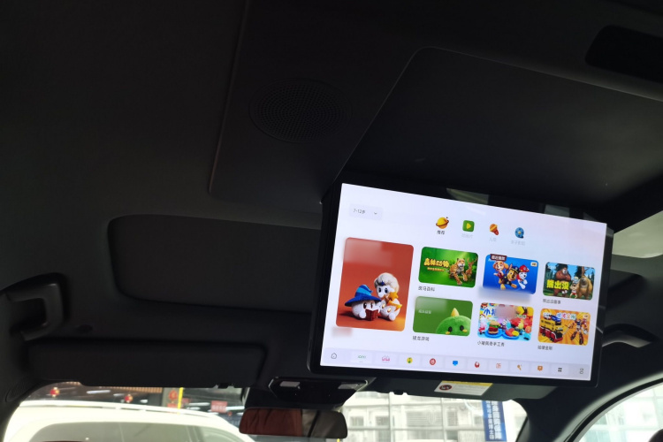 理想汽车 理想L9 2022款 Max中控内饰22