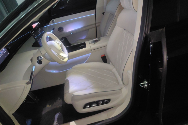 鸿蒙智行 享界S9 2024款 纯电 Ultra 四驱旗舰版中控内饰19