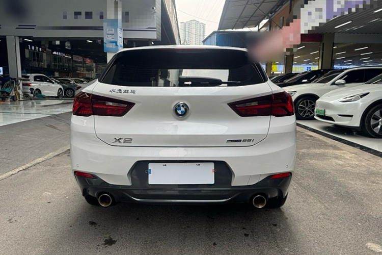 宝马X2 2021款 改款 sDrive25i M运动套装车身外观6005