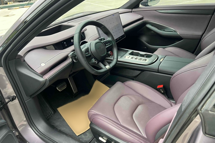 小米汽车 小米SU7 2024款 四驱超长续航高阶智驾Max版中控内饰7008