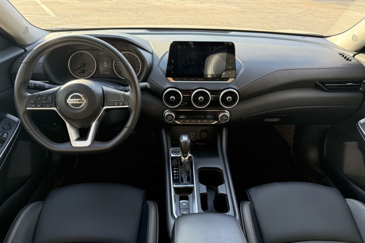 日产 轩逸 2022款 1.6L XL CVT悦享版中控内饰7002
