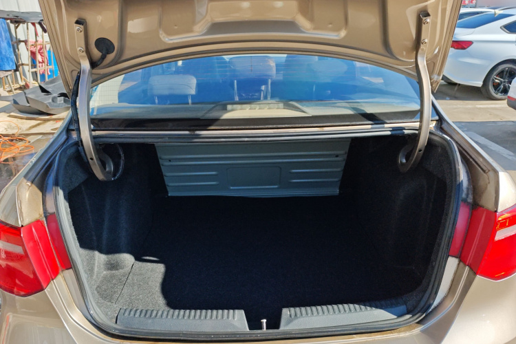 大众 捷达 2015款 质惠版 1.6L 手动时尚型局部细节23