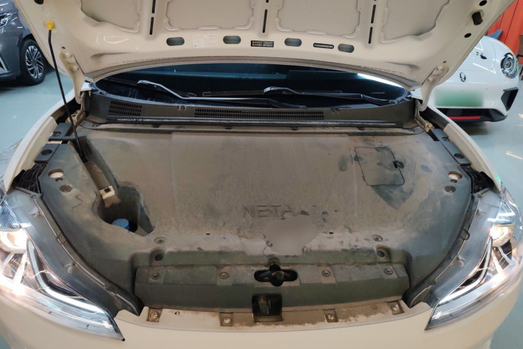 哪吒汽车 哪吒V 2021款 标准续航行业定制版局部细节24