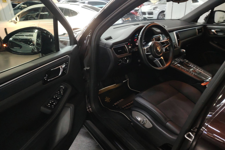 保时捷 2017款  Macan 2.0T中控内饰7003