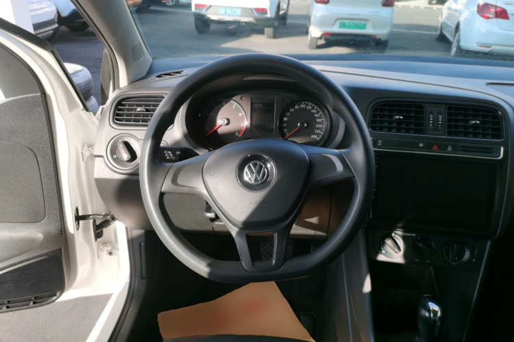 大众 Polo 2018款 1.5L 自动安驾型中控内饰13