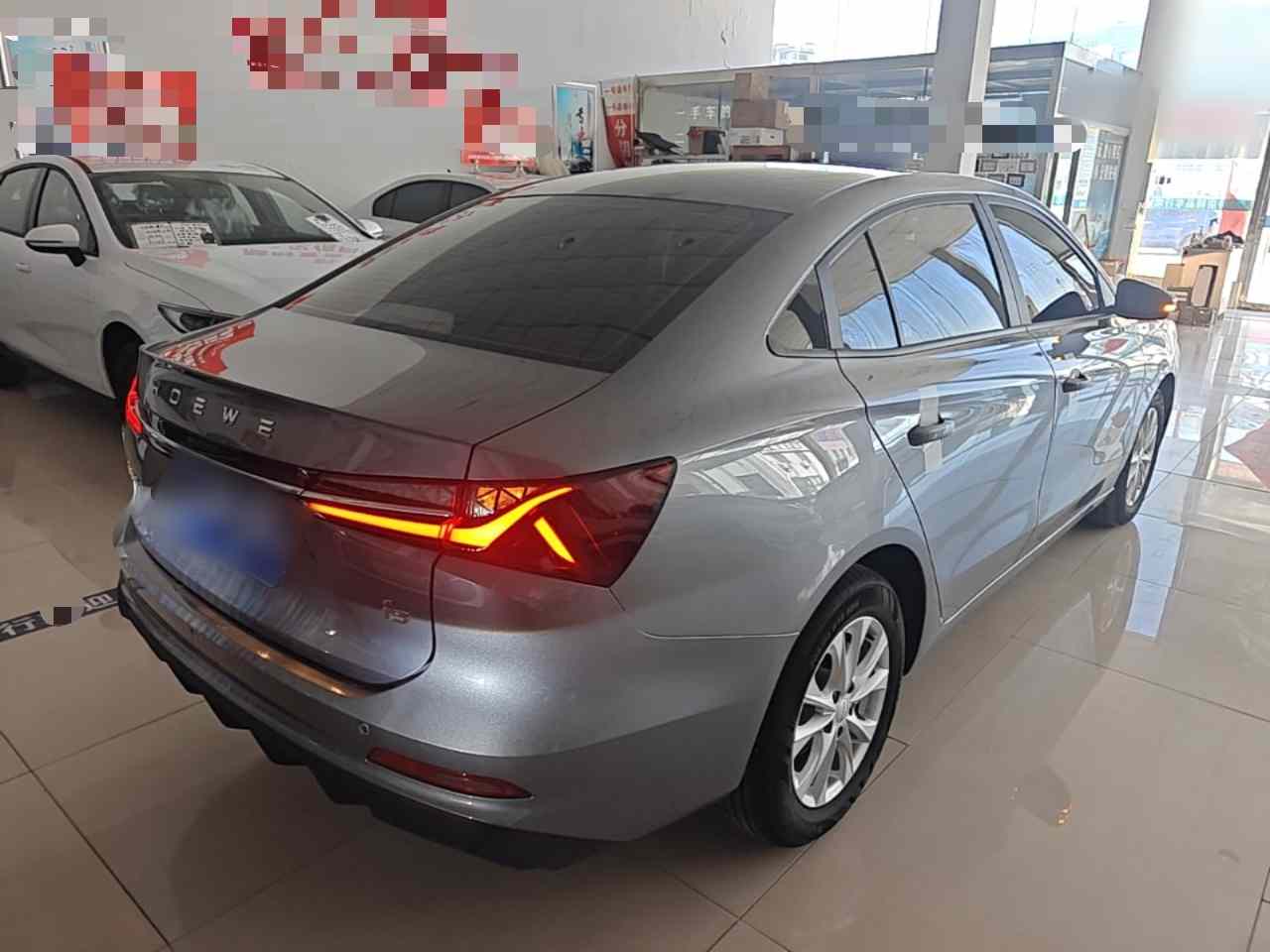 荣威i5 2023款 1.5L 手动舒享版(4)