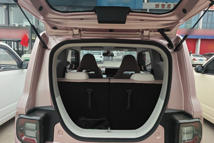 吉利银河 熊猫 2025款 210km 元气熊机舱底盘23